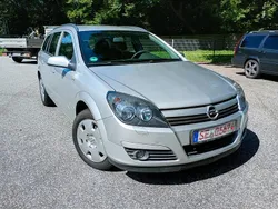 Silber Gebraucht 2005 Opel Astra Kombi | 1.299 € (Fairer Preis)