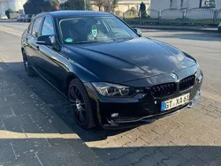 Schwarz Gebraucht 2012 BMW 318 Limousine | 11.500 €