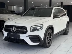 Weiß Gebraucht 2020 Mercedes GLB200 AMG line SUV | 31.990 € (Etwas zu teuer)