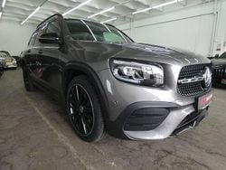 Grau Gebraucht 2020 Mercedes GLB220 AMG SUV | 35.999 € (Guter Preis)