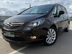 Mahogany brown (p2/so) Gebraucht 2012 Opel Zafira Tourer Van / Kleinbus | 8.680 € (Fairer Preis)