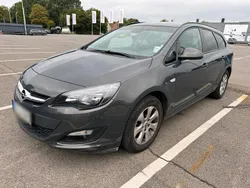 Grau Gebraucht 2014 Opel Astra Kombi | 7.000 € (Fairer Preis)