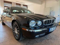Schwarz Gebraucht 2004 Jaguar XJ8 Limousine | 9.900 € (Fairer Preis)