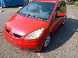 Rot Gebraucht 2005 Mitsubishi Colt Kombi | 1.200 € (Guter Preis)