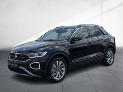 Schwarz (deep black perleffekt) Neu 2025 VW T-Roc IQ Drive SUV | 43.646 € (Fairer Preis)