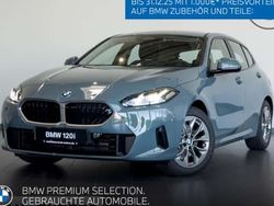 Grün Neu 2025 BMW 120 Performance Kleinwagen | 33.590 € (Guter Preis)