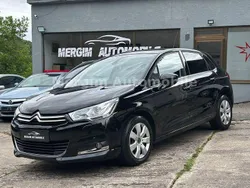 Noir perla nera Gebraucht 2016 Citroën C4 Shine Limousine | 6.499 € (Superpreis)