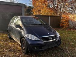 Blau Gebraucht 2007 Mercedes A150 Kleinwagen | 950 € (Superpreis)