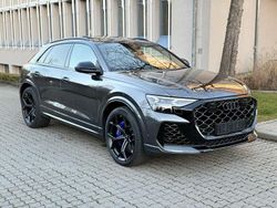 Grau Neu 2025 Audi RS Q8 Performance SUV | 152.201 € (Guter Preis)