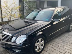 Schwarz Gebraucht 2006 Mercedes E350 Avantgarde Kombi | 8.400 € (Etwas zu teuer)