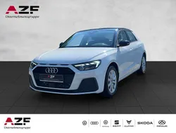 Weiß Gebraucht 2024 Audi A1 Sportback Ambiente Kleinwagen | 27.690 € (Teuer)