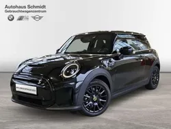 Midnight black (metallic) Gebraucht 2023 Mini Cooper Kleinwagen | 17.990 € (Guter Preis)