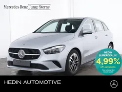 Silber Gebraucht 2024 Mercedes B180 Progressive Van / Kleinbus | 30.780 € (Guter Preis)