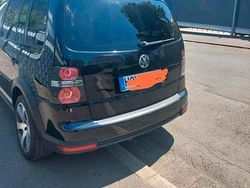 Schwarz Gebraucht 2008 VW Touran Cross Van / Kleinbus | 8.900 € (Teuer)