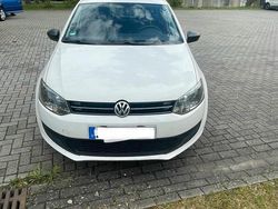 Weiß Gebraucht 2009 VW Polo Limousine | 5.499 €