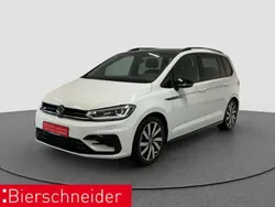 Weiss Gebraucht 2024 VW Touran R-line Van / Kleinbus | 39.450 € (Etwas zu teuer)