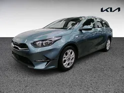 Grau Gebraucht 2024 Kia Ceed Sportswagon Comfort Kombi | 22.999 € (Superpreis)