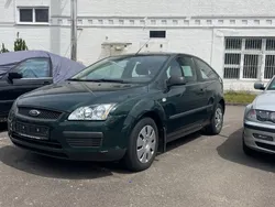 Grün Gebraucht 2004 Ford Focus Limousine | 1.500 € (Guter Preis)