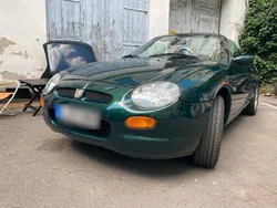 Grün Gebraucht 1996 MG F Cabrio | 4.499 € (Guter Preis)