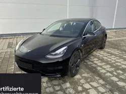 Schwarz Gebraucht 2020 Tesla Model 3 Long Range Limousine | 26.300 € (Fairer Preis)