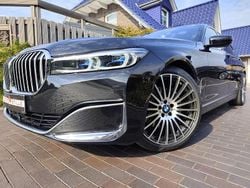 Black sapphire metallic Gebraucht 2022 BMW 730 Sport Line Limousine | 50.900 € (Guter Preis)