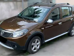 Braun Gebraucht 2012 Dacia Sandero Stepway Kleinwagen | 6.500 € (Fairer Preis)