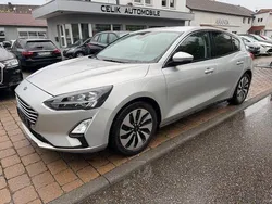 Silber Gebraucht 2019 Ford Focus Cool & Connect Limousine | 6.990 € (Fairer Preis)