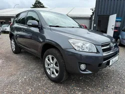 Grau Gebraucht 2009 Toyota RAV4 Sol SUV | 8.990 € (Etwas zu teuer)