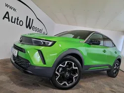 Lackierung matcha green (metallic) Gebraucht 2023 Opel Mokka Ultimate SUV | 20.900 € (Guter Preis)