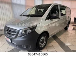 Silber Gebraucht 2021 Mercedes Vito Van / Kleinbus | 25.980 € (Guter Preis)