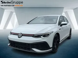 Pure white Gebraucht 2024 VW Golf VIII GTI Clubsport Limousine | 32.711 € (Superpreis)