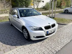Grau Gebraucht 2009 BMW 318 Kombi | 4.950 € (Fairer Preis)