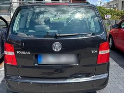 Schwarz Gebraucht 2006 VW Touran Van / Kleinbus | 1.300 € (Superpreis)