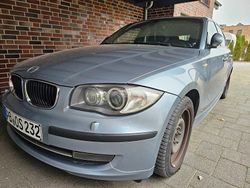 Blau Gebraucht 2009 BMW 116 Kleinwagen | 4.900 € (Fairer Preis)