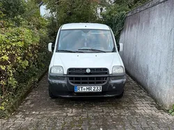 Weiß Gebraucht 2005 Fiat Doblò Van / Kleinbus | 2.000 €