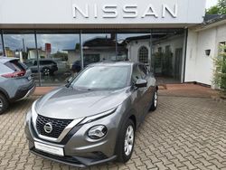 Grau Gebraucht 2020 Nissan Juke N-Connecta SUV | 15.490 € (Guter Preis)