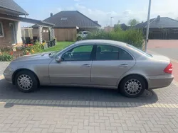 Mercedes E220