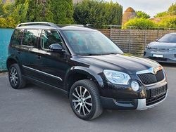 Schwarz Gebraucht 2013 Skoda Yeti Active SUV | 5.299 € (Fairer Preis)