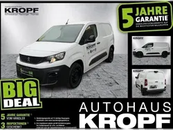 Lackierung weiss Gebraucht 2023 Peugeot Partner Premium Van / Kleinbus | 19.970 € (Fairer Preis)