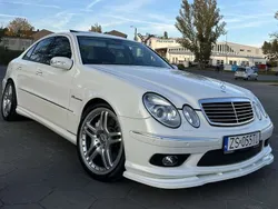 Weiß Gebraucht 2003 Mercedes E55 AMG AMG Limousine | 27.500 € (Fairer Preis)