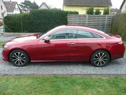 Rot Gebraucht 2019 Mercedes E200 Coupé | 29.900 € (Guter Preis)