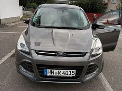 Grau Gebraucht 2014 Ford Kuga Individual SUV | 11.800 € (Fairer Preis)