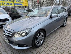 Grau Gebraucht 2013 Mercedes E220 Kombi | 16.850 € (Fairer Preis)