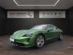 Grün Gebraucht 2021 Porsche Taycan Limousine | 84.970 €