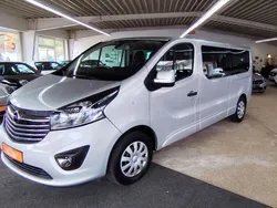 Silber Gebraucht 2017 Opel Vivaro Van | 23.390 € (Teuer)