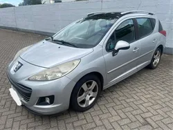 Grau Gebraucht 2010 Peugeot 207 Kombi | 1.400 € (Superpreis)