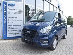 Blau Gebraucht 2023 Ford Transit Trend Limousine | 21.990 €