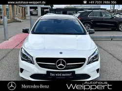 Unilack polarweiß Gebraucht 2018 Mercedes CLA200 Shooting Brake Night Kombi | 22.950 € (Teuer)
