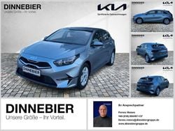 Silber (metallic) Gebraucht 2023 Kia Ceed Vision Limousine | 21.589 € (Fairer Preis)