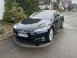 Blau Gebraucht 2014 Tesla Model S Kleinwagen | 23.000 € (Fairer Preis)